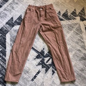 Scrunch style brown mom jeans